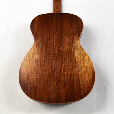 Martin 000-15M StreetMaster - Mahogany Burst image 9