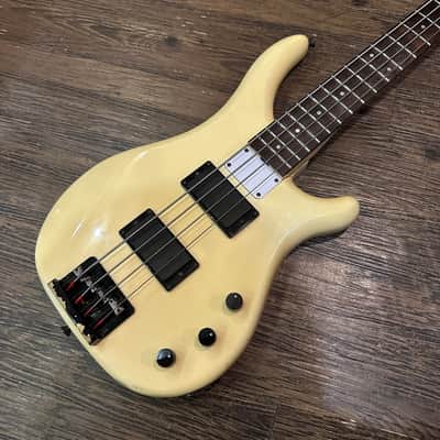 Fernandes FRB-70 Electric Bass image 2