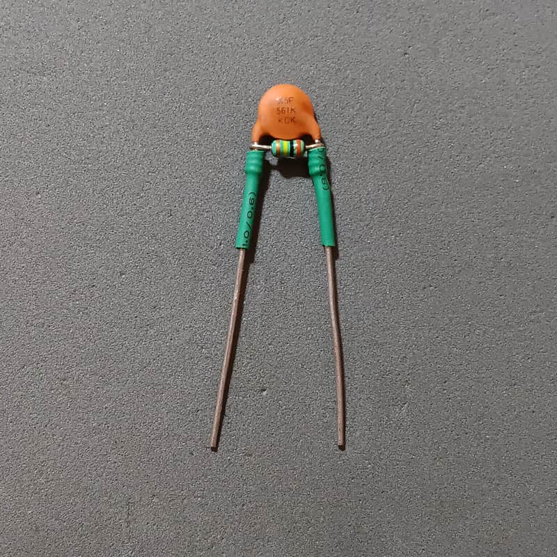 Treble Bleed "DiMarzio" "SMALLS" 560pF Ceramic capacitor, 300K TBK MICRO Metal Film resistor image 1