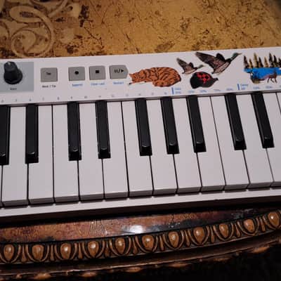 Arturia KeyStep 32-Key MIDI Controller 2017 - 2025 - White