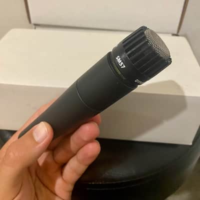*BRAND NEW* Shure SM57 Cardioid Dynamic Microphone 1984 - Present - Black image 3