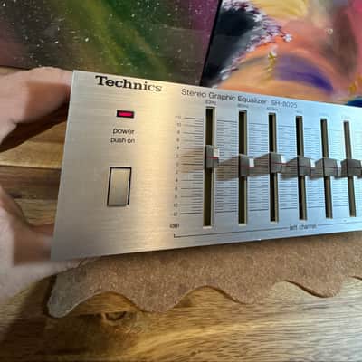 Technics SH-8025 Dual 7‑Band Stereo Graphic Equalizer Silver Face player image 8