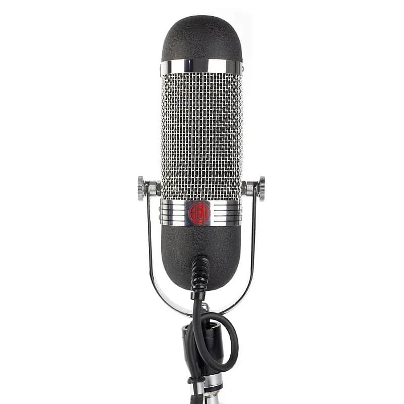 AEA R84 Ribbon Microphone | Reverb