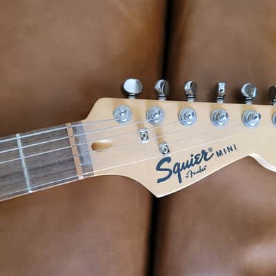 Squier Mini Stratocaster 3/4 Size Tobacco Sunburst 2018 Indonesia image 8