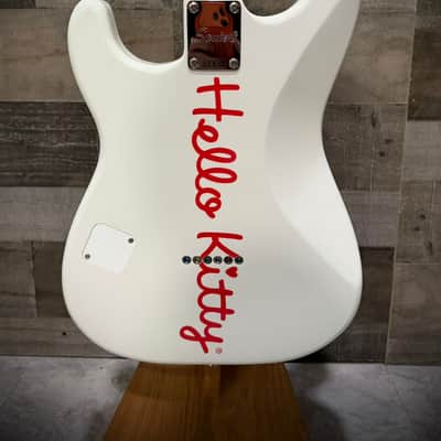 Fender Squier x Hello Kitty Stratocaster Electric Guitar - White - Used image 5