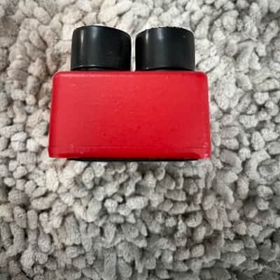 MXR M102 Dyna Comp 1995 - Present - Red image 4