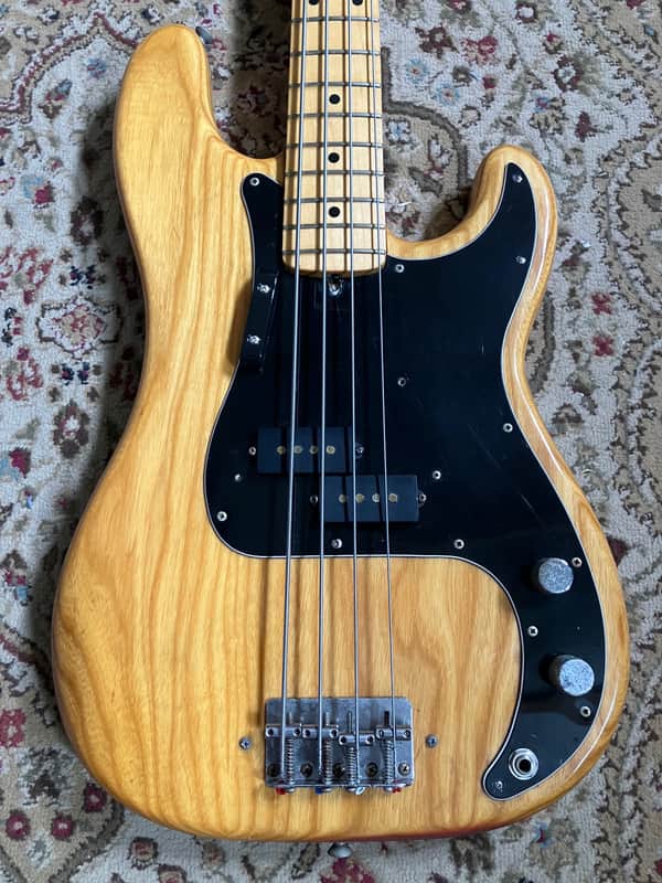 Fender Precision Bass with Maple Fretboard 1970 - 1983 - Natural - Very Good