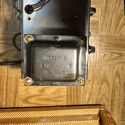 Fender Champ 5F1 Narrow Panel 5-Watt 1x8" Guitar Combo 1958 - 1964 - Tweed image 6