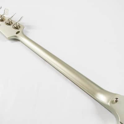 Epiphone Thunderbird '64 Bass Guitar - Silver Mist image 10