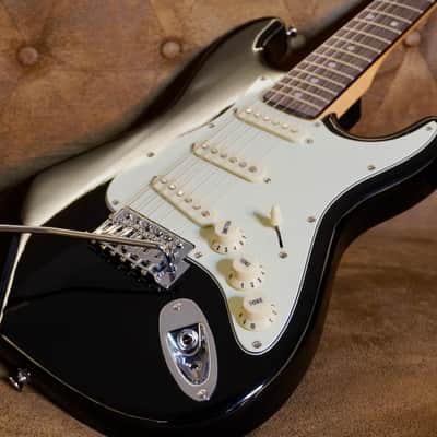 SX Guitars SST57 3/4 BK ( Child Guitar/ Traveler ) Mini Strat Black image 3