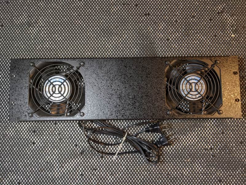 Middle Atlantic QFP2 Rack Fan Black image 1