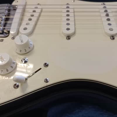 Fender Standard Roland Ready Stratocaster 2006 Black *** FREE SHIPPING *** image 9