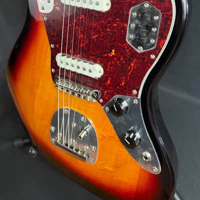 Squier Classic Vibe 70's Jaguar Electric Guitar 3-Tone Sunburst Finish (393) image 7
