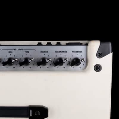Pre-Owned EVH 5150 Iconic Series 15-watt 1x10" Guitar Amp Combo with Footswitch and Cover image 5