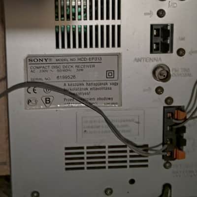 Sony Micro Hi-Fi Component System CMT-EP313 with Speakers & Remote Silver / Pine image 10
