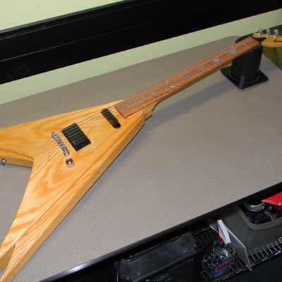 Jackson USA Custom Shop "Vinnie Vincent Style" 4 Winged King Flying V Natural image 12