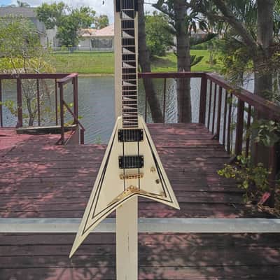 Jackson Pro Series RRT-3 Rhoads 2014 - Present - Ivory with Black Pinstripes image 13