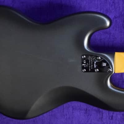Fender Am. Pro II Jazz (4), Mercury / Rosewood image 5