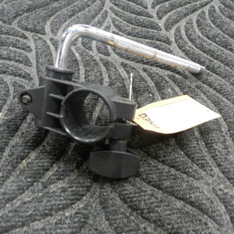 Roland 1 1/2IN TO L ARM BRACKET