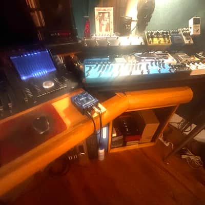 Sound Construction Sound Construction Desk - Maple 2000 - Maple image 9