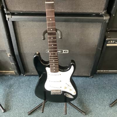 Silvertone STRAT STYLE GUITAR LATE 2000’s - BLACK image 1