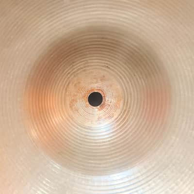 Zildjian 20" Avedis '60s Stamp Ride  Cymbal 2,588 Grams Great Condition image 3