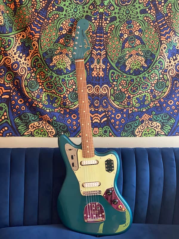 Fender Vintera Jaguar