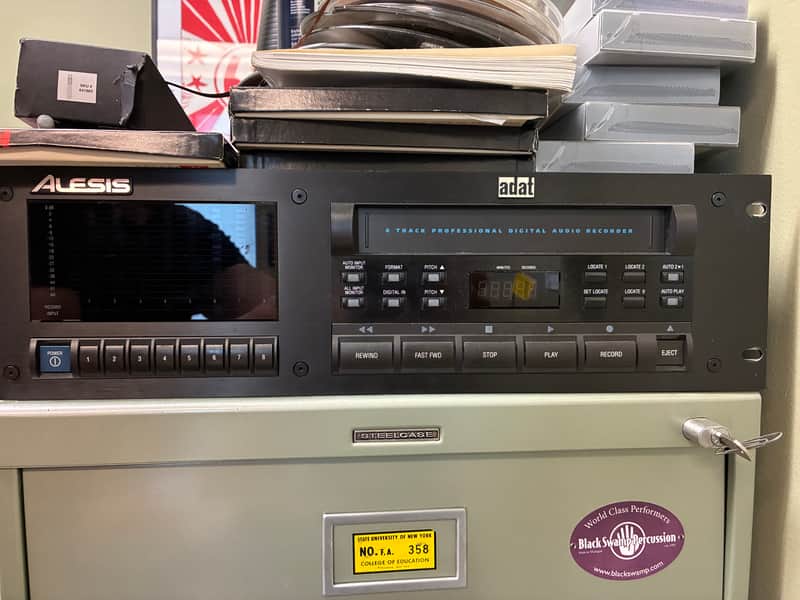 Alesis ADAT 16-Bit 8-Track Digital Audio Recorder 1991 - 1995 - Black image 1