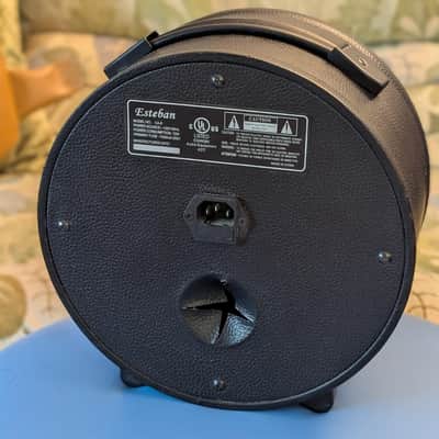 I Can't Believe It's Not Square! Small Round Practice Amp Esteban G-10 CA-8 image 4