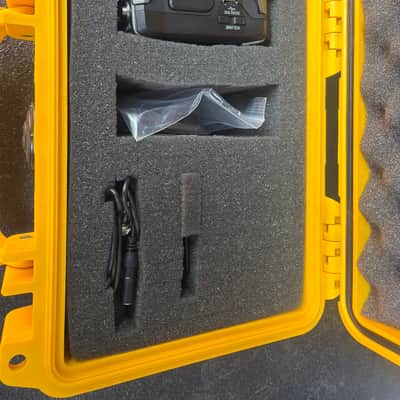 Zoom F1-LP Field Recorder/Lavalier Microphone Package 2010s - Black image 2