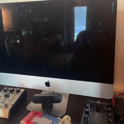 Apple iMac 2020 - Silver image 1