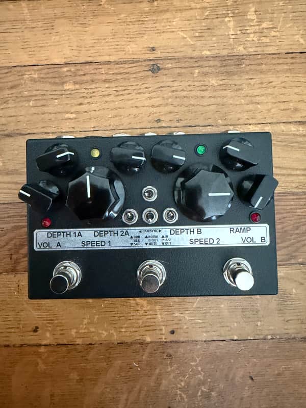 Toneczar Powerglide Stereo Tremolo - Black image 1