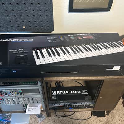 Native Instruments Komplete Kontrol S61 Mk2 2010s - Black image 11