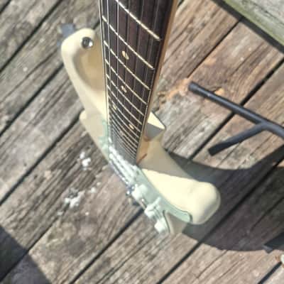 Fender Vintera II '60s Stratocaster image 6