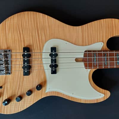 Sire Marcus Miller V10 2022 - Present - Natural Satin image 2