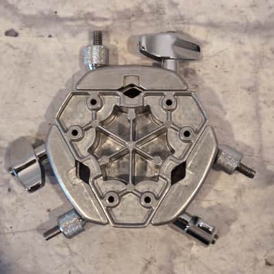 Pearl ADP-30 3 Way Adjustable Triple Multi Clamp Drum Mount image 2