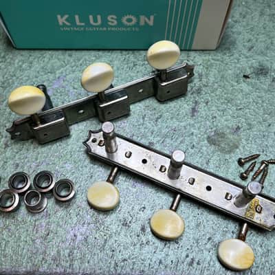Kluson  Kluson®️ Traditional "Three on a Plate single The original Heavy aged  Heavy aged image 8
