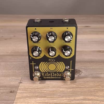 EarthQuaker Devices Sunn O))) Life Pedal Octave Distortion +