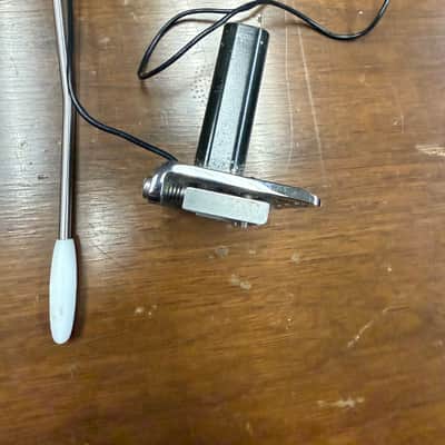 Fishman Powerbridge Piezo Strat Trem- Chrome image 4