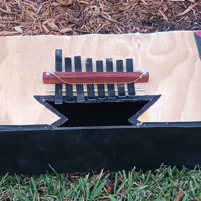 Sierra Leone-style "thumb piano" (kongoma): large image 2