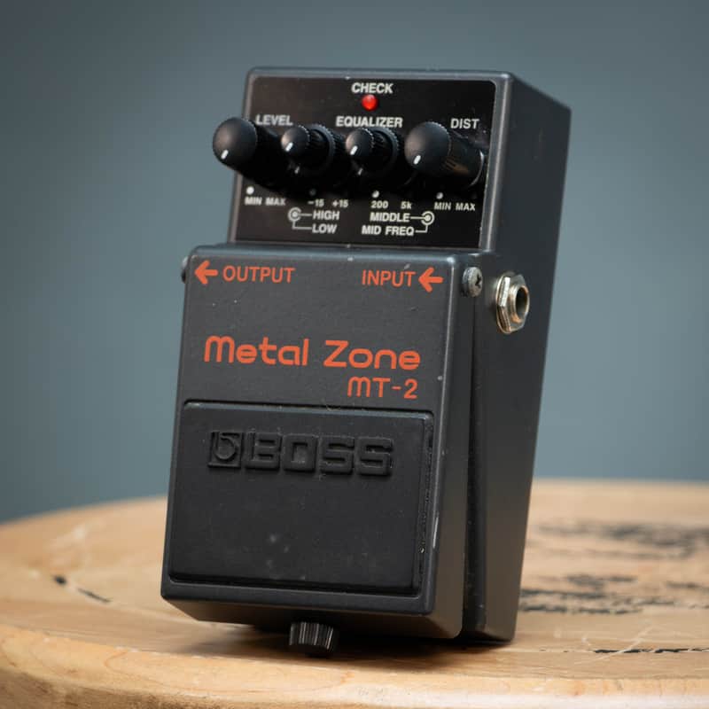 Boss MT-2 Metal Zone Distortion Effects Pedal w/Box - Preowned image 1
