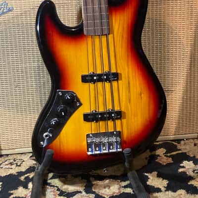 Harley Benton Deluxe Series Lefty Fretless Bass —Great for Jazz! 2020s - 3 Color Sunburst image 1