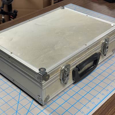 Meek VC3Q w/Meekrophone, case image 10