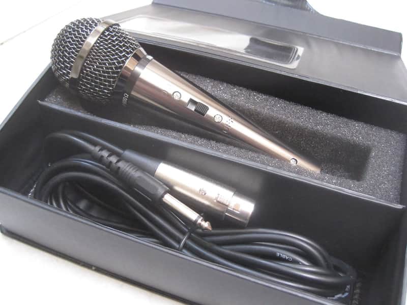 Wellson DM-1138 Dynamic Mic Microphone 600 IMP with XLR Cable DM1138 image 1