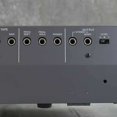 Roland JUNO-106 Programmable Polyphonic Synthesizer in Excellent condition image 19