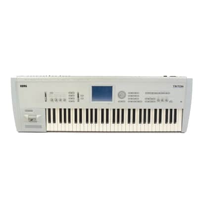 Korg Triton 61-Key 62-Voice Polyphonic Workstation (1999 - 2000