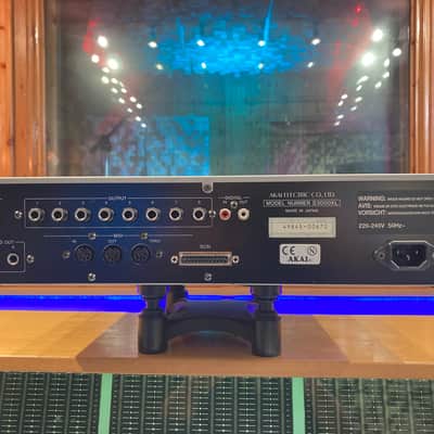 Akai S3000XL Sampler - New high-contrast LED-backlit display! image 10