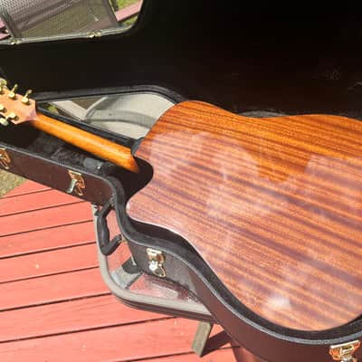 Takamine G340SC Acoustic Guitar w/ Hard shell Casr image 2
