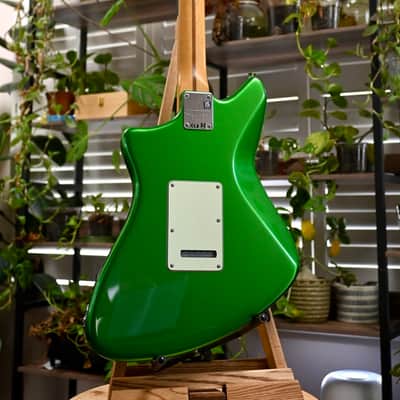 Fender Player Plus Meteora HH 2022 - Cosmic Jade image 4