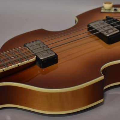 Hofner Contemporary Series HCT-500/1-SB Violin Bass Sunburst image 9